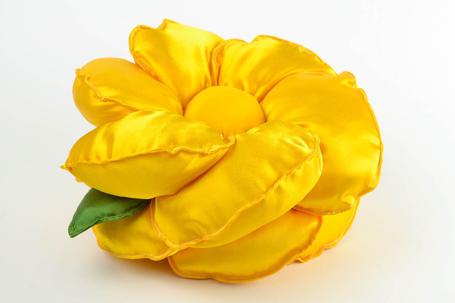 Подушка цветок ручной работы декоративная подушка желтая роза диванная подушка фото 5