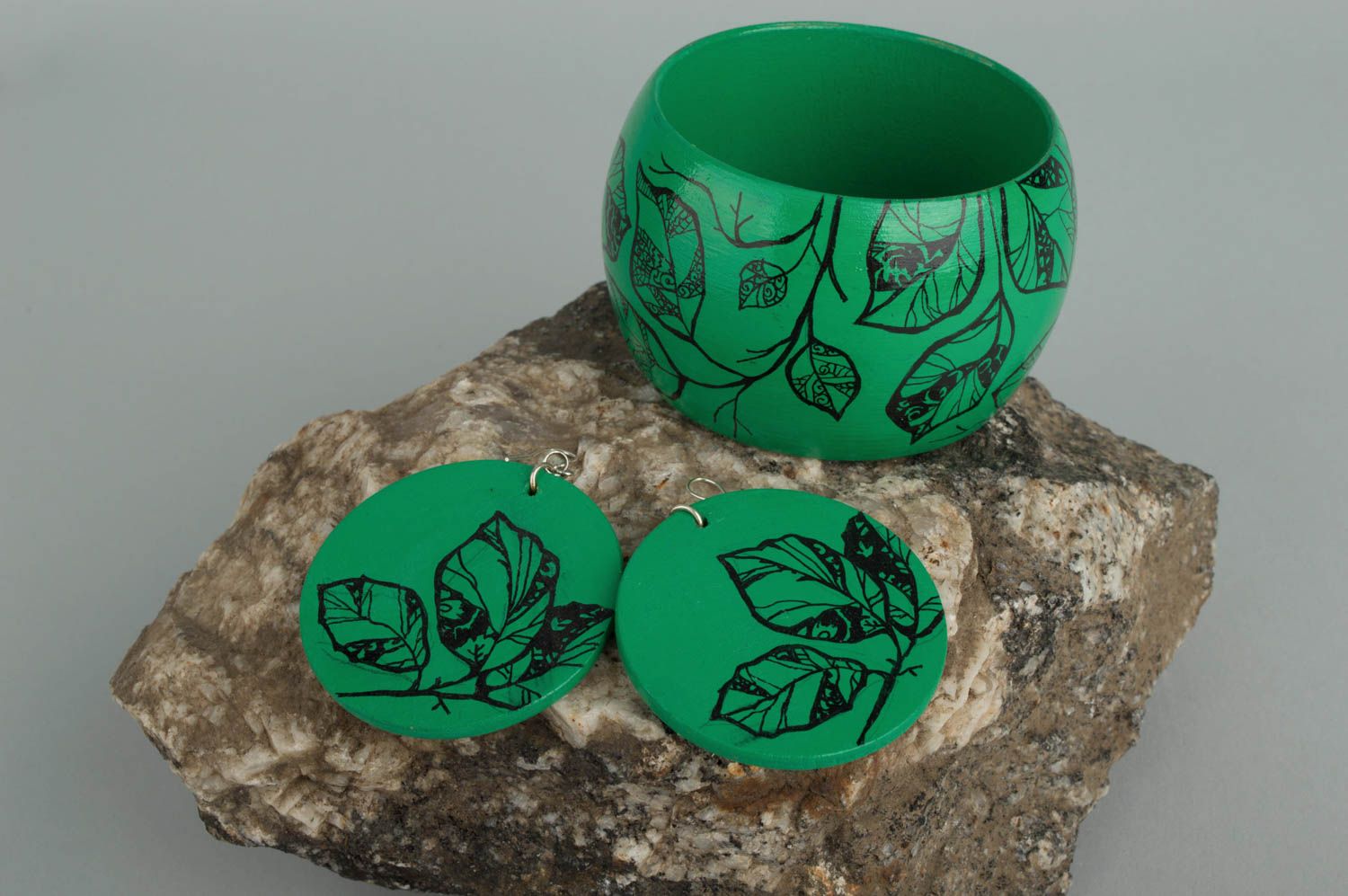 Деревянные украшения ручной работы модные серьги женский браслет зеленые фото 1