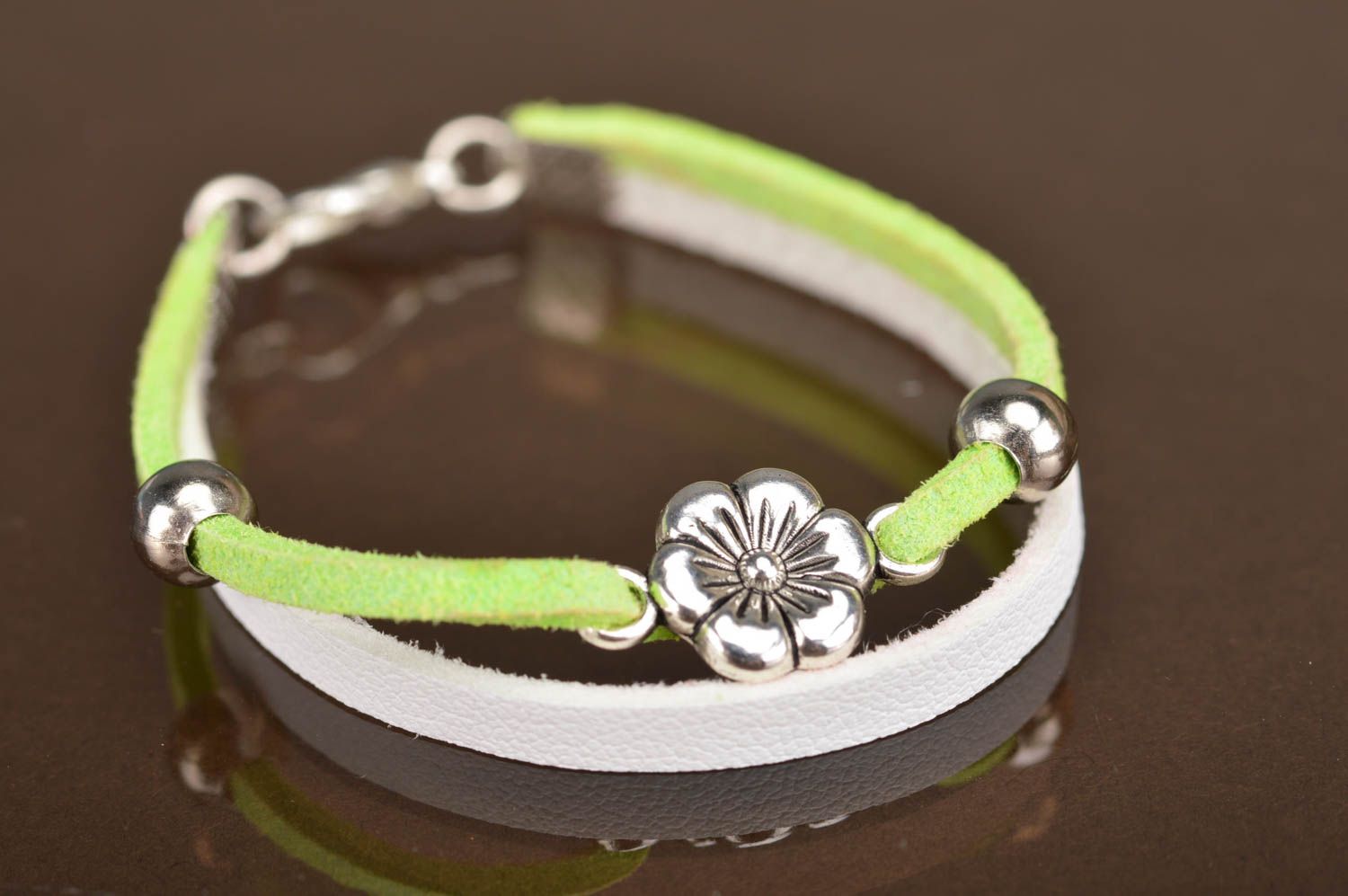 Children's handmade beautiful thin suede bracelet with charms green and white photo 3
