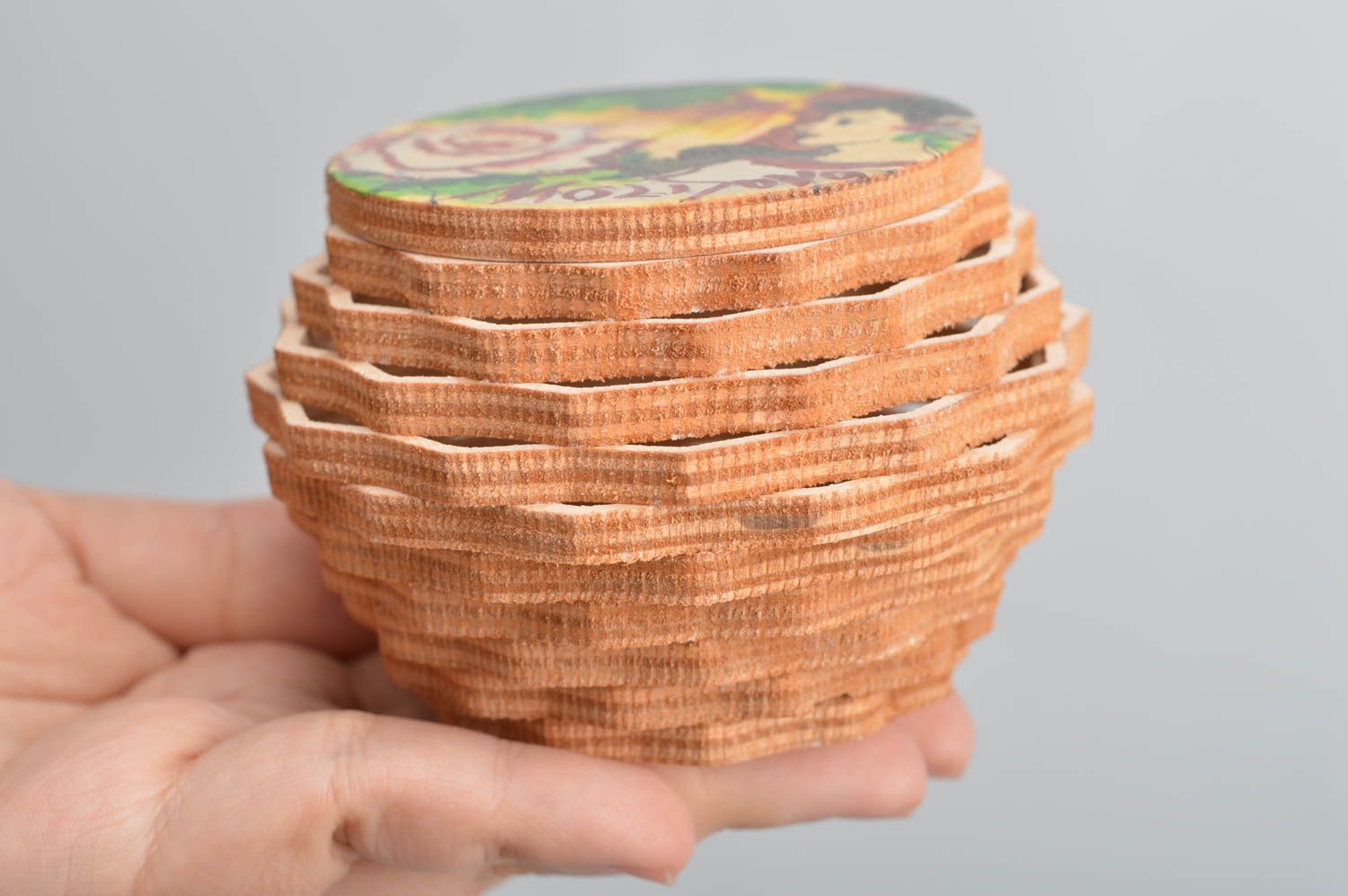 Runde Schatulle aus Holz einzigartig handgeschaffen für Schmucke grell schön foto 3