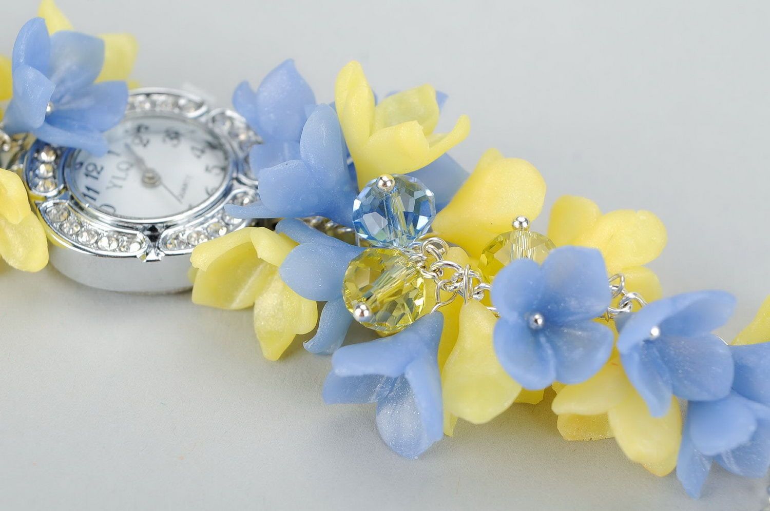 Watch with flowers made of polymer clay, watch with metal strap photo 4
