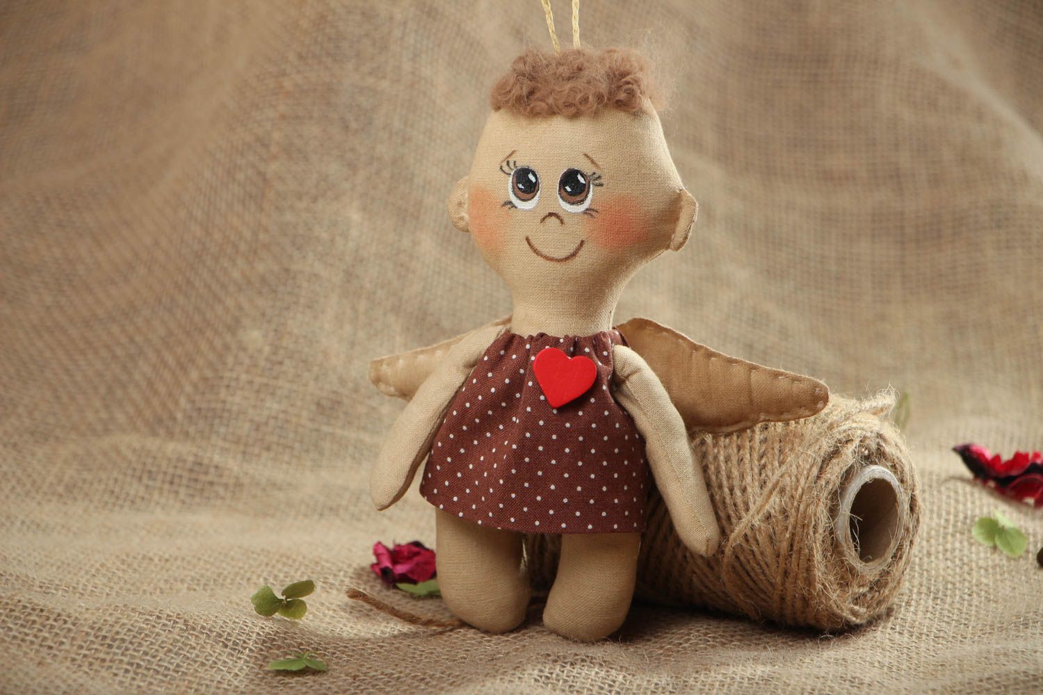 Handmade Puppe aus Stoff Valentin foto 5