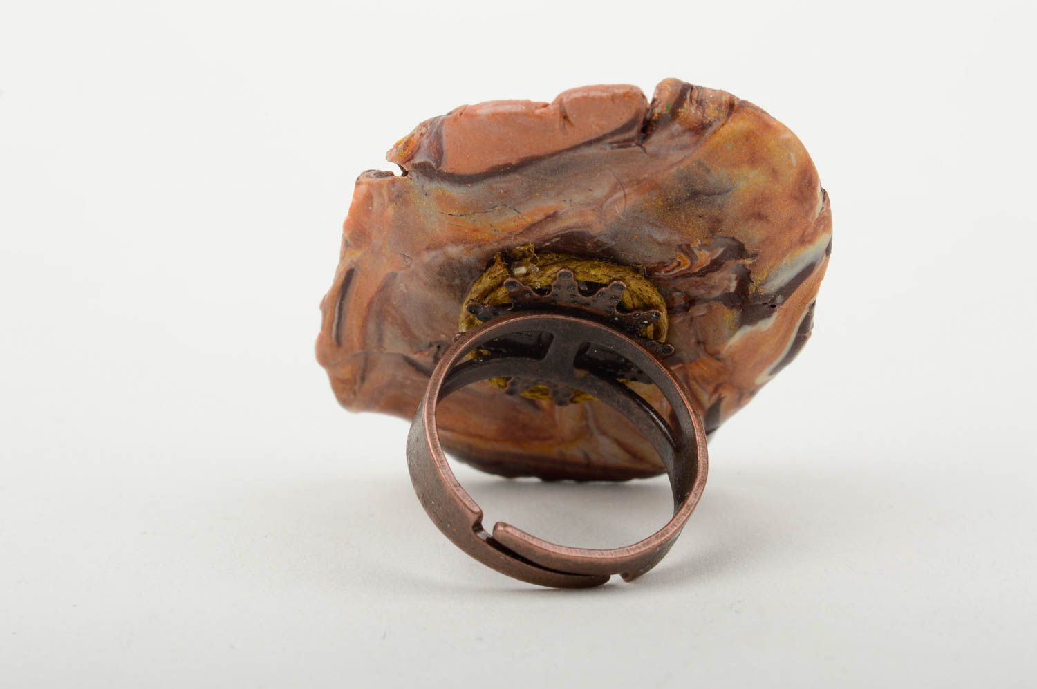 Кольцо ручной работы украшение кольцо стильное украшение из полимерной глины фото 3