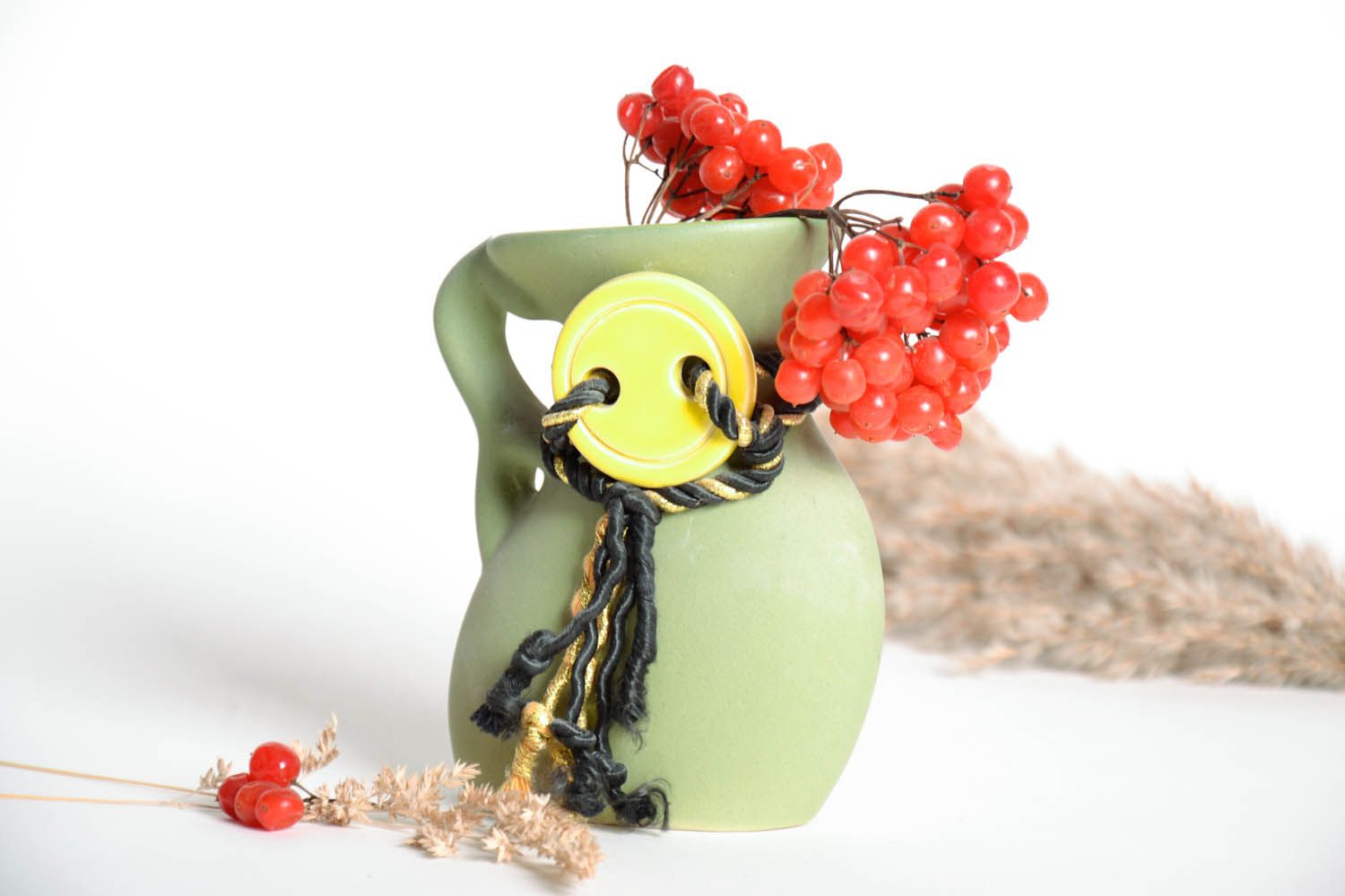 Keramische Vase mit Knopf foto 1