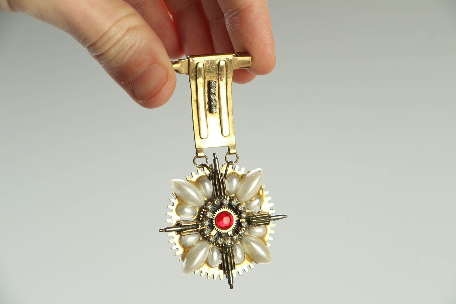 Metal brooch in steampunk style with clock details photo 4
