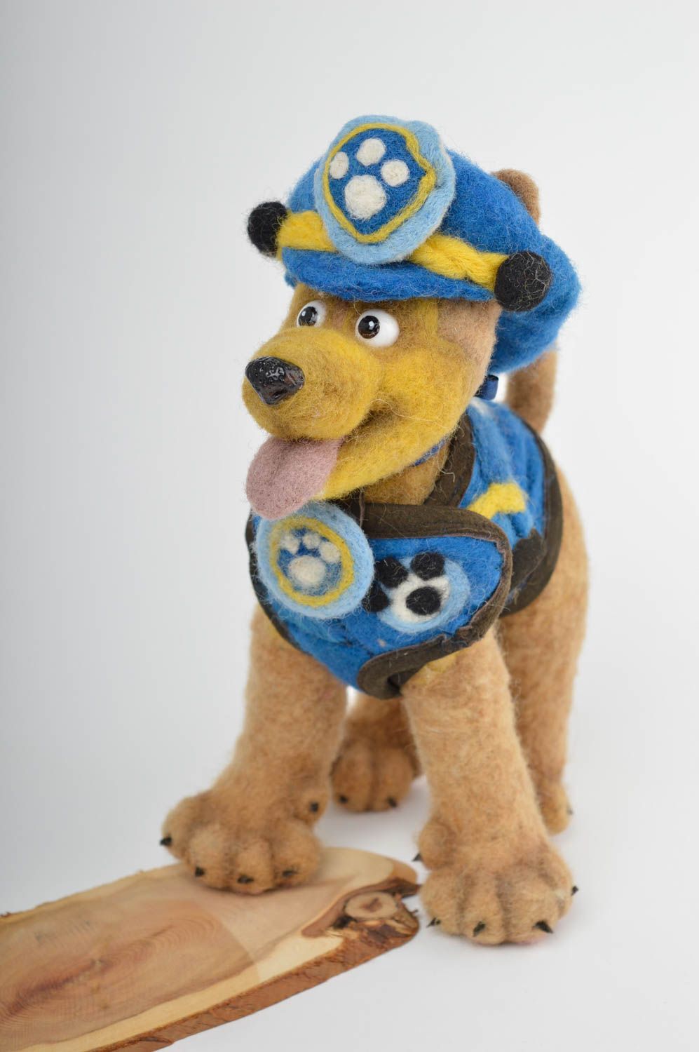 Handmade kleines Kuscheltier natürliches Spielzeug Designer Geschenk Hund Wolle foto 1