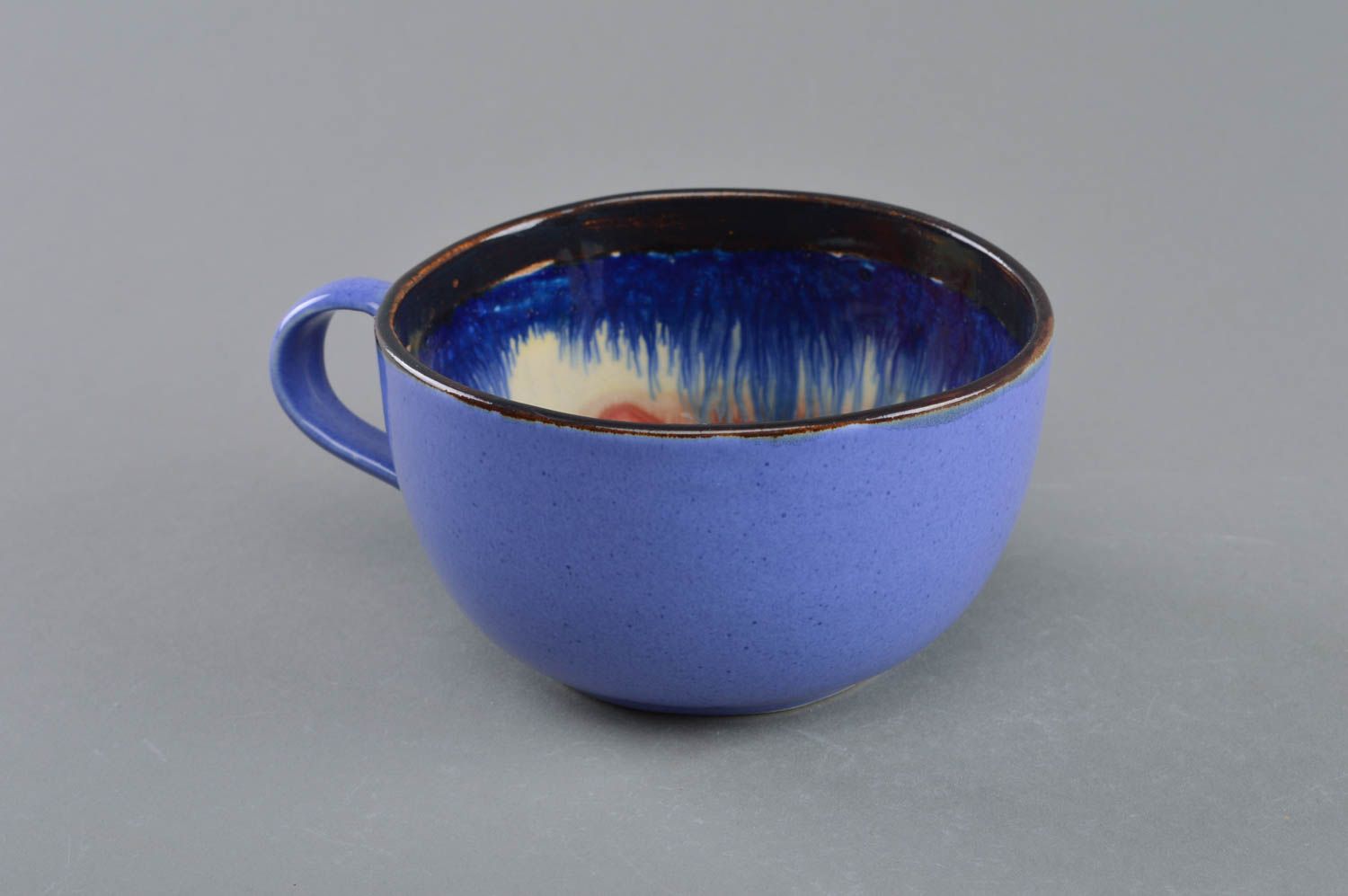 Фарфоровая чашка с росписью цветной глазурью небольшая для чая или кофе синяя фото 1