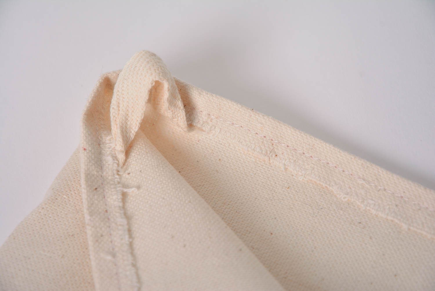 Тканевое кухонное полотенце из полульняной ткани с вышивкой красивое для дома фото 5