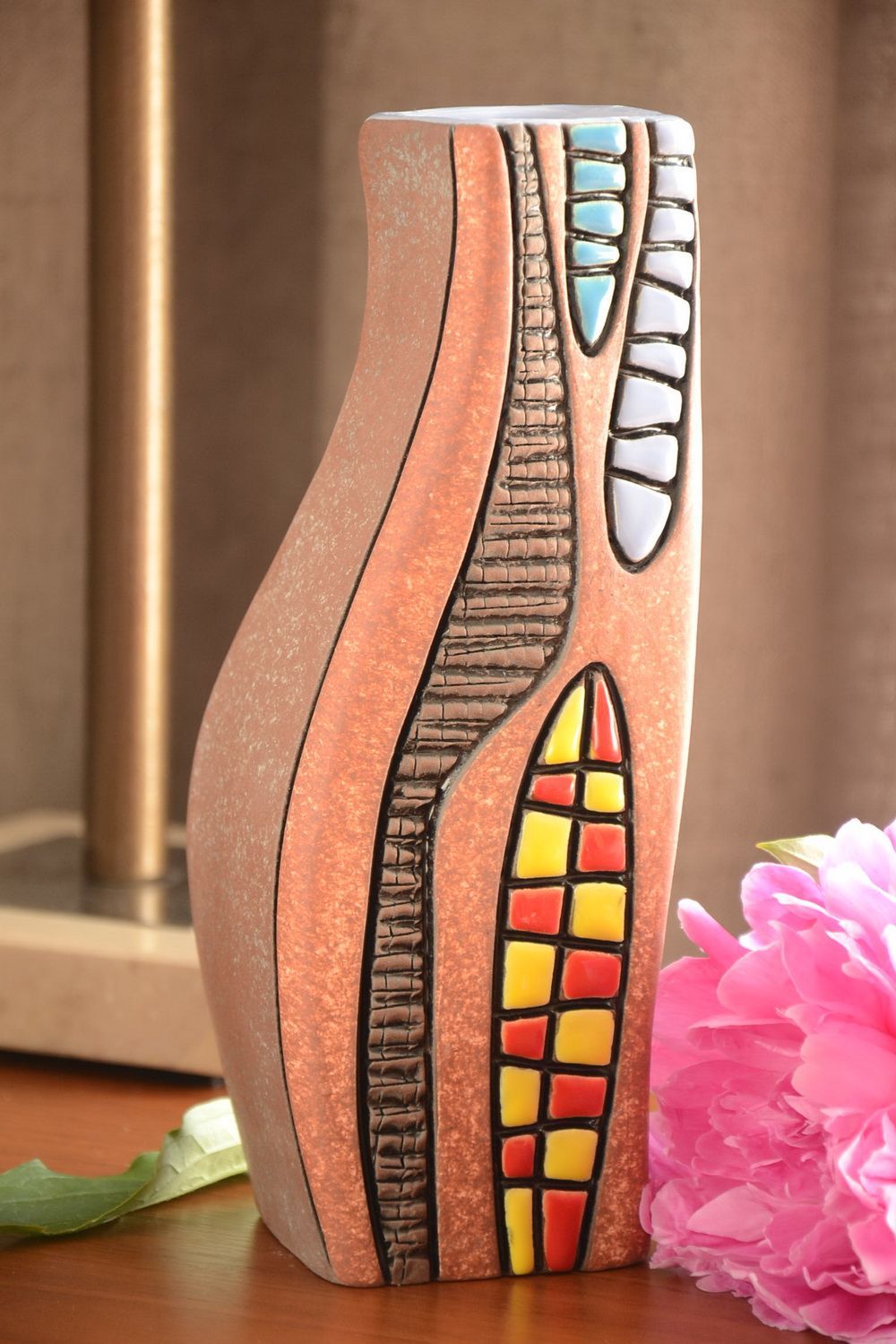 Originelle Vase handmade aus Halbporzellan mit Pigmenten bemalt 1 L für Blumen foto 1