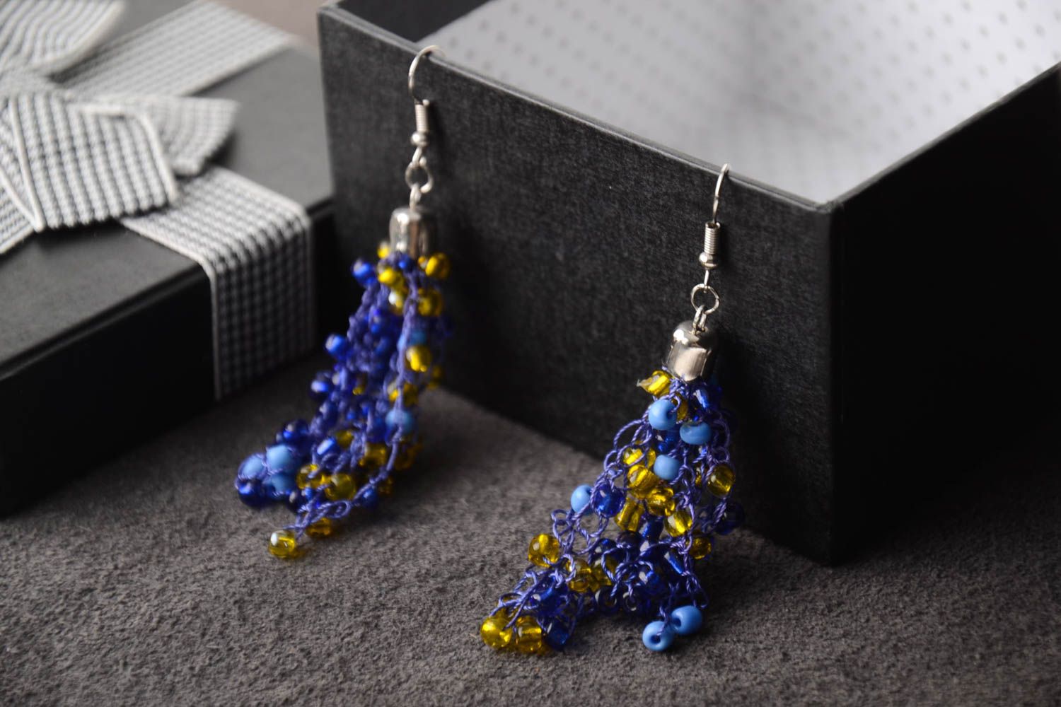 Damen Ohrringe handgefertigt Designer Schmuck Accessoires für Frauen dunkelblau foto 1