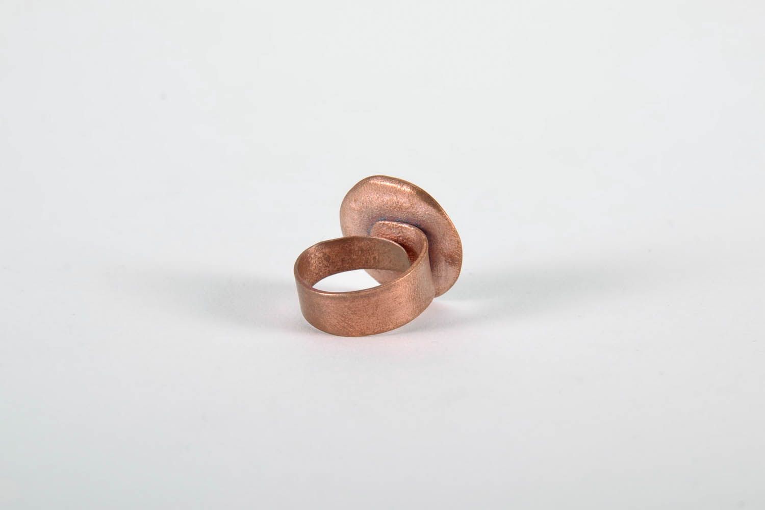 Copper ring with a pattern photo 4