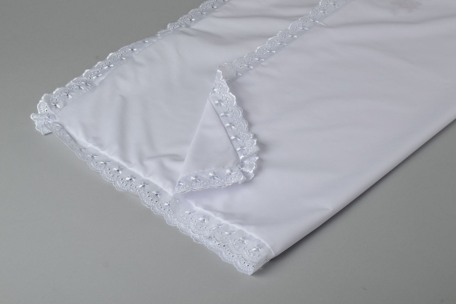 Handmade white cotton baby christening blanket with embroidery and lace photo 2