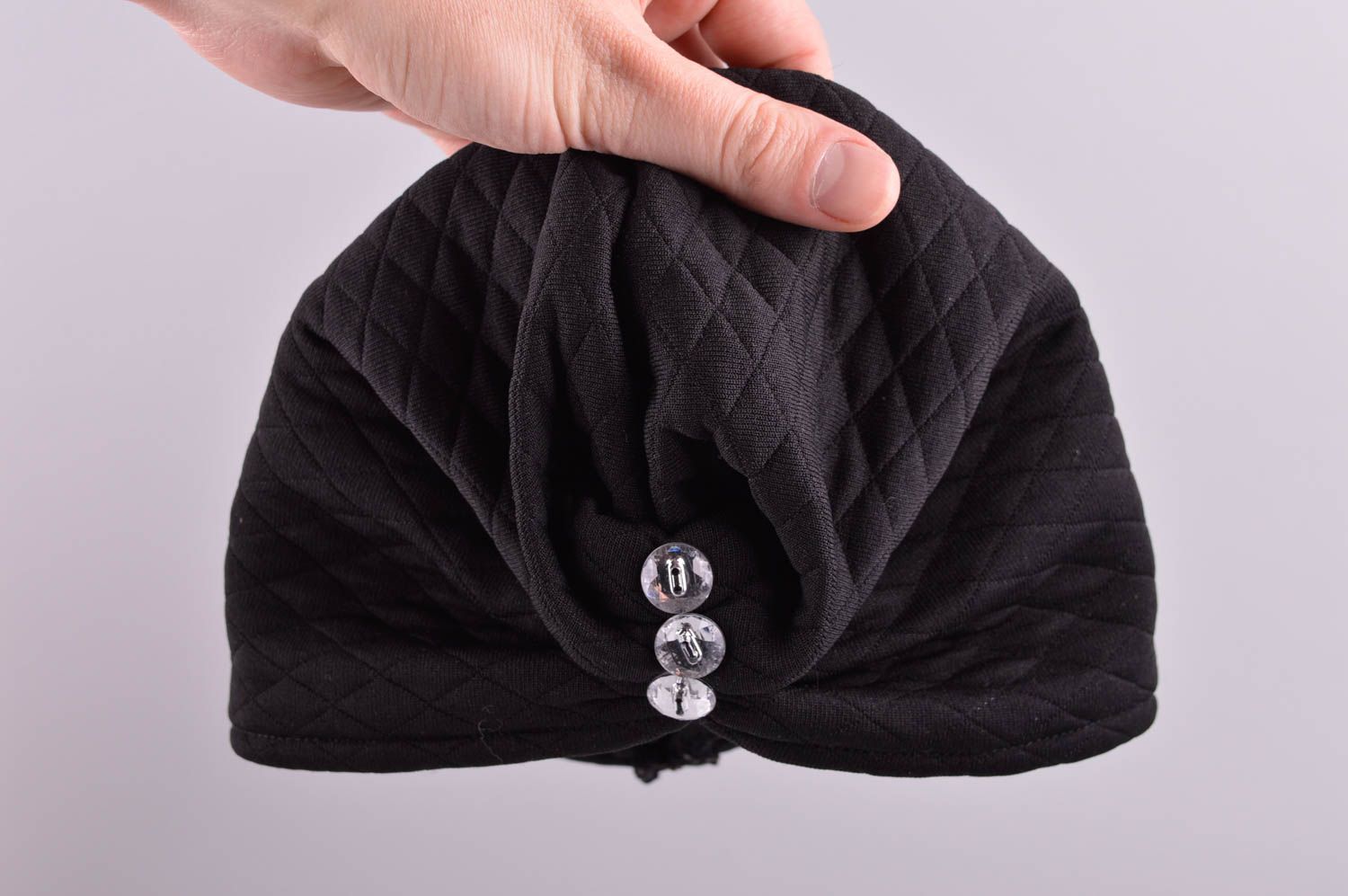 Bonnet noir Chapeau fait main en tissu de style oriental Vêtement femme photo 5