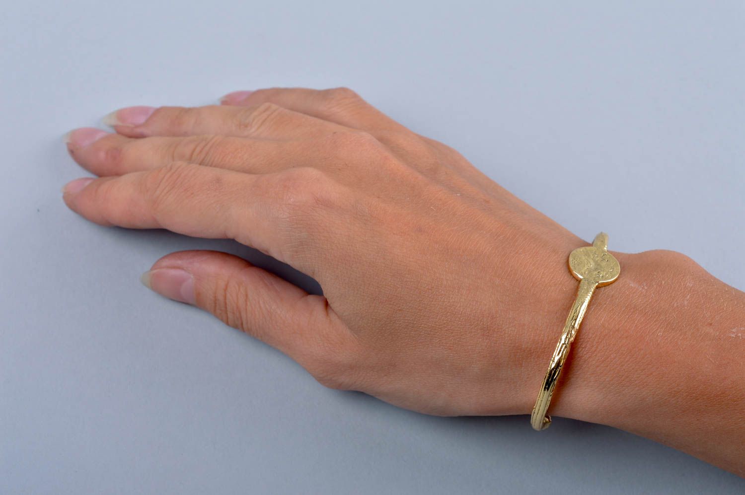 Unusual metal accessory handmade brass bracelet wrist designer bracelet photo 5
