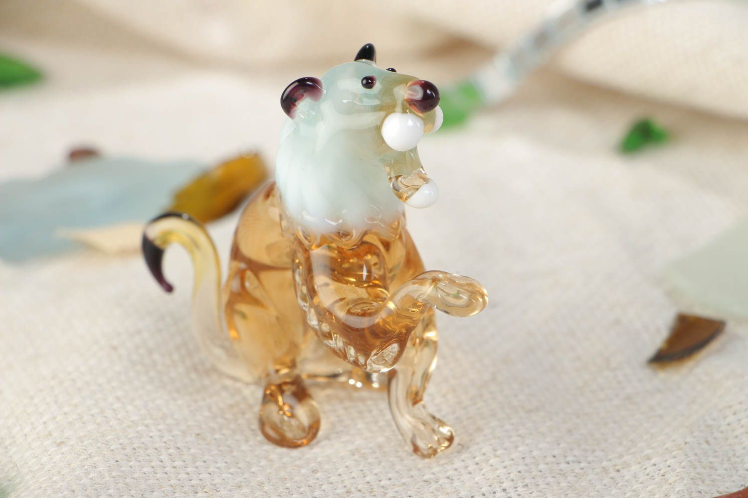 Beautiful handmade small lampwork glass figurine Lion home decor photo 1