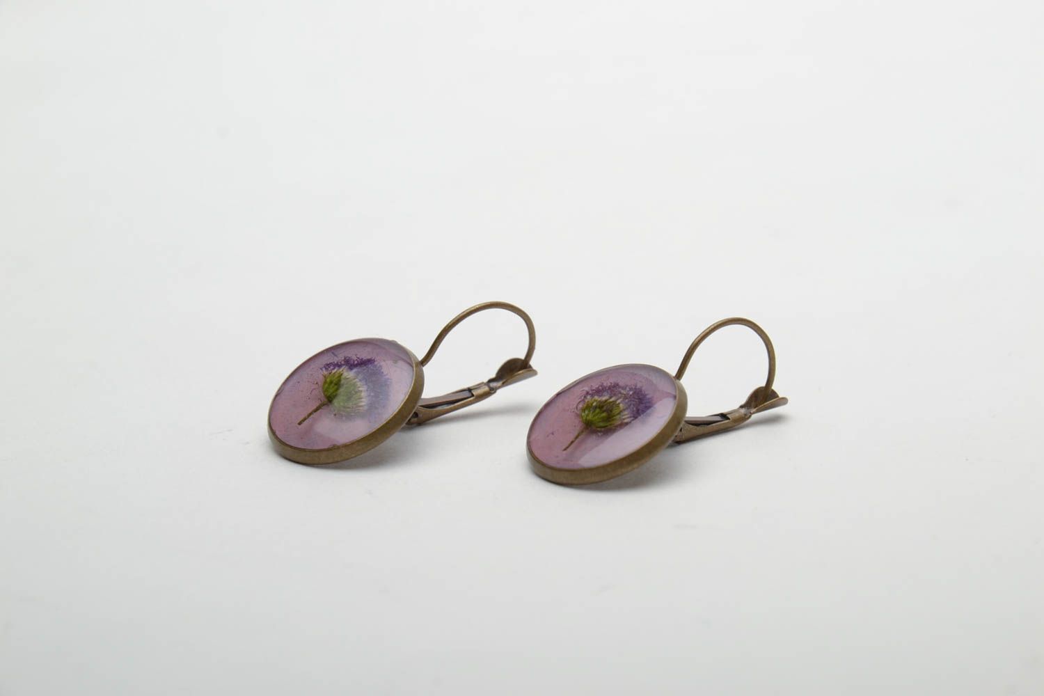Dangle earrings with natural flowers photo 4