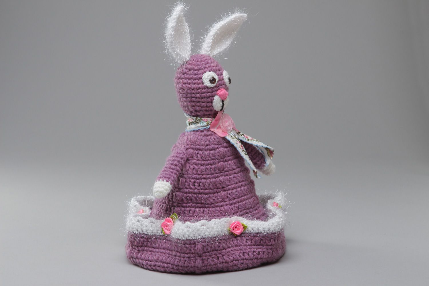 Conejo de Pascua tejido a ganchillo de lana soporte para huevos hecho a mano foto 1