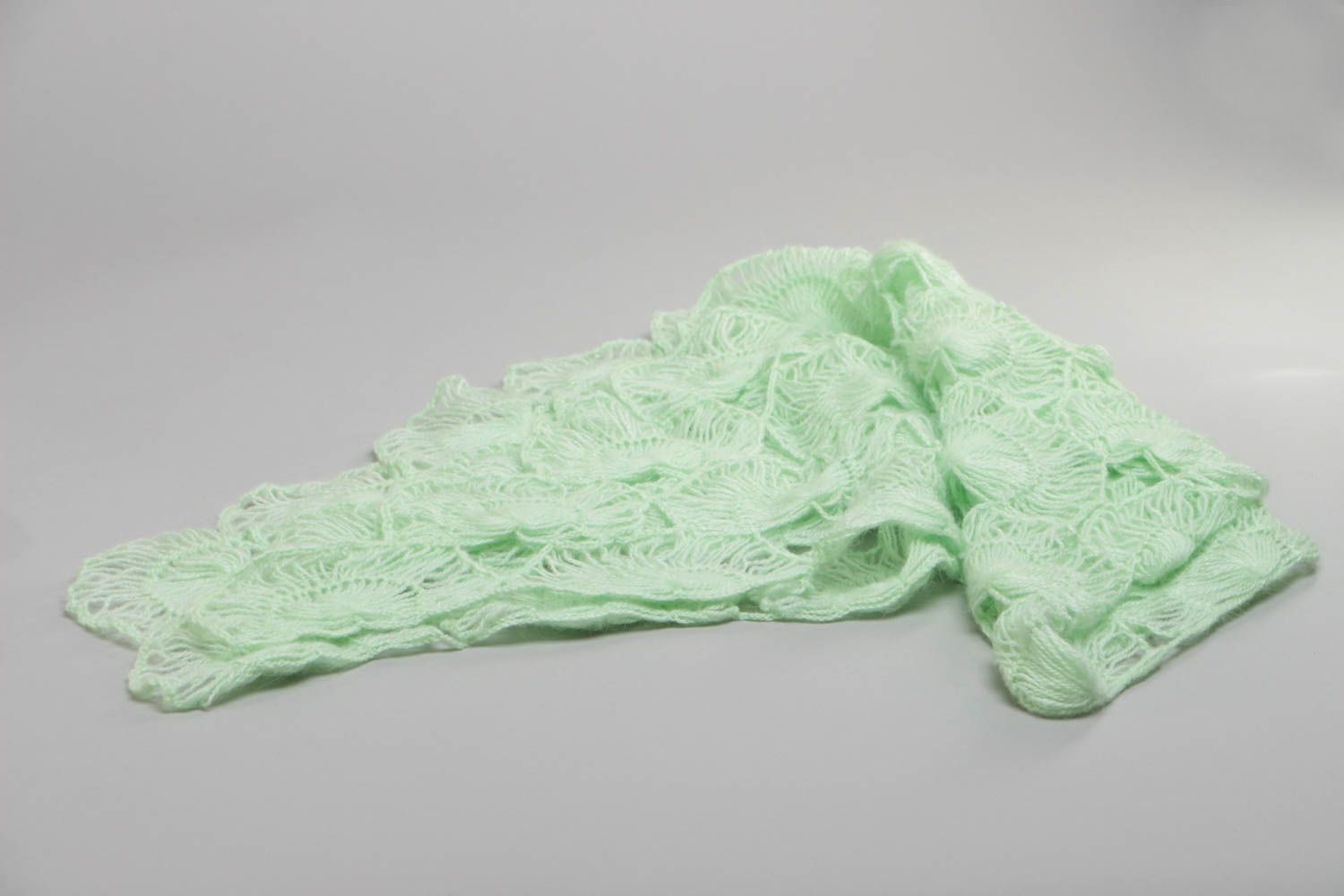 Durchbrochener grüner langer handgemachter Schal für Frauen stilvoll foto 4