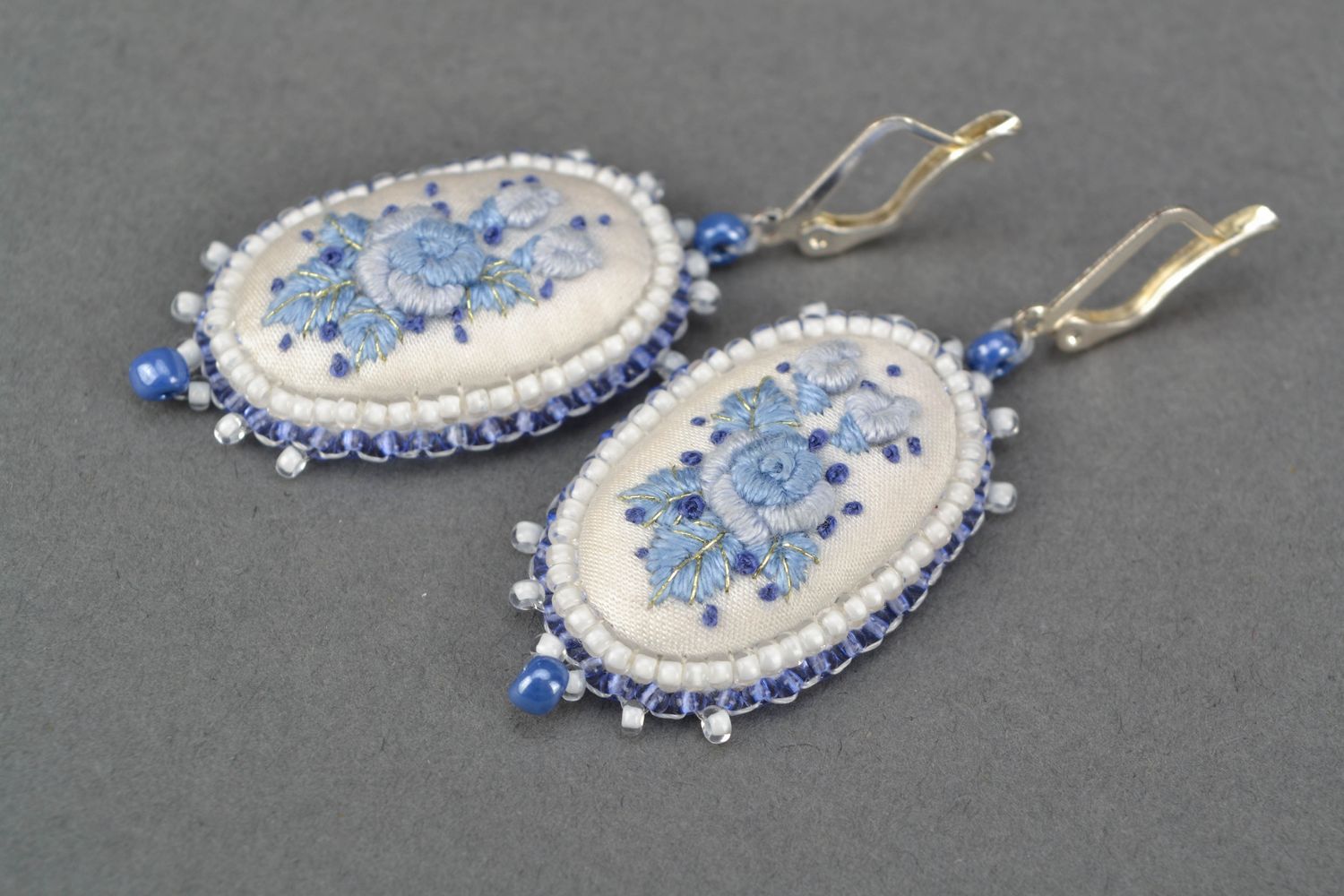 Satin stitch earrings with beads White and Blue photo 4