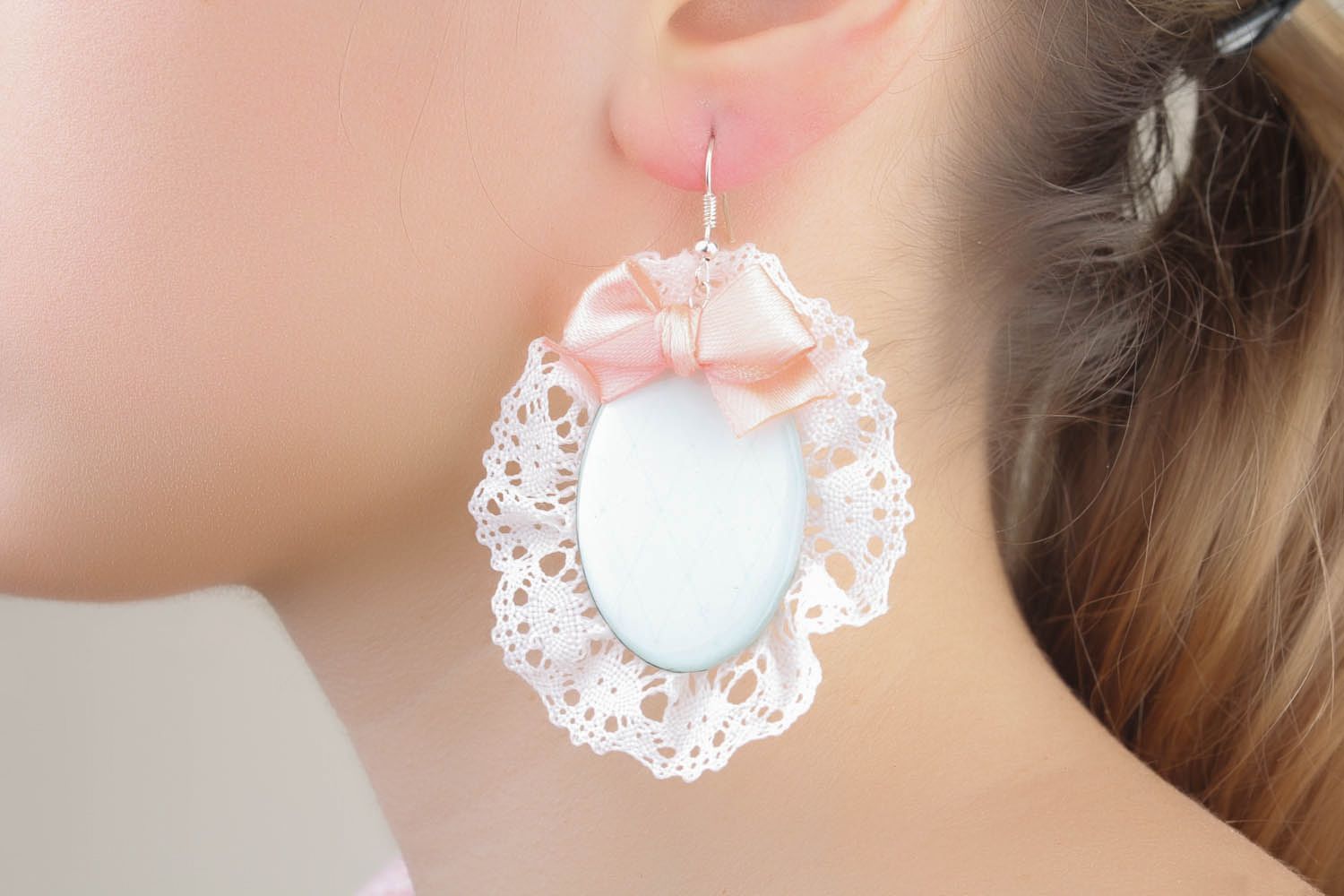 Earrings with lace and bows photo 4
