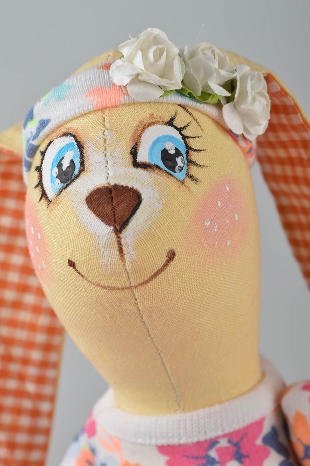 Juguete hecho a mano muñeca de tela decorativa regalo para niña Liebre  foto 4
