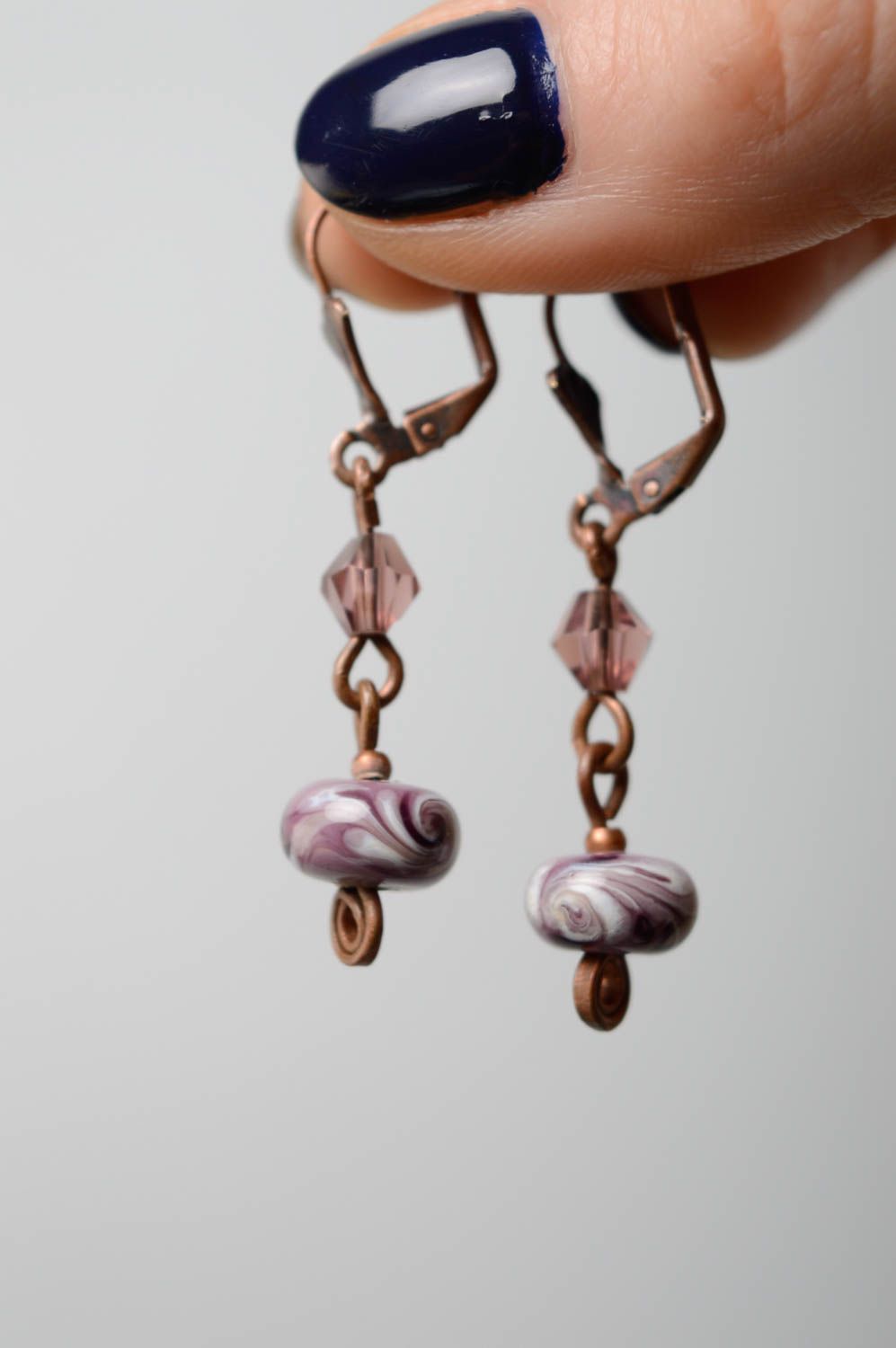 Boucles d'oreilles wire wrapping avec perles au chalumeau  photo 5