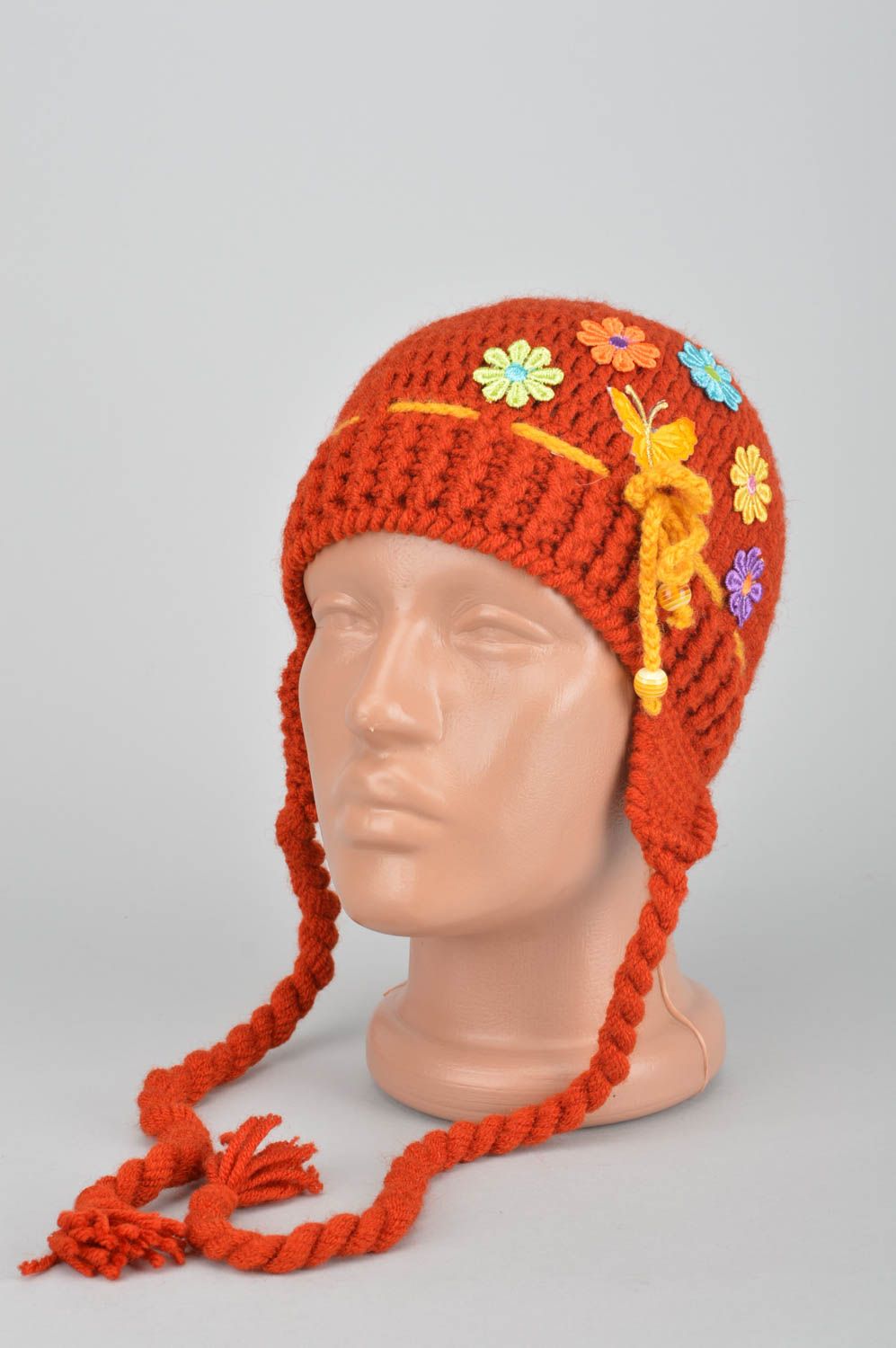 Bonnet tricot fait main Bonnet avec oreilles chaud avec fleurs Vêtement enfant photo 1