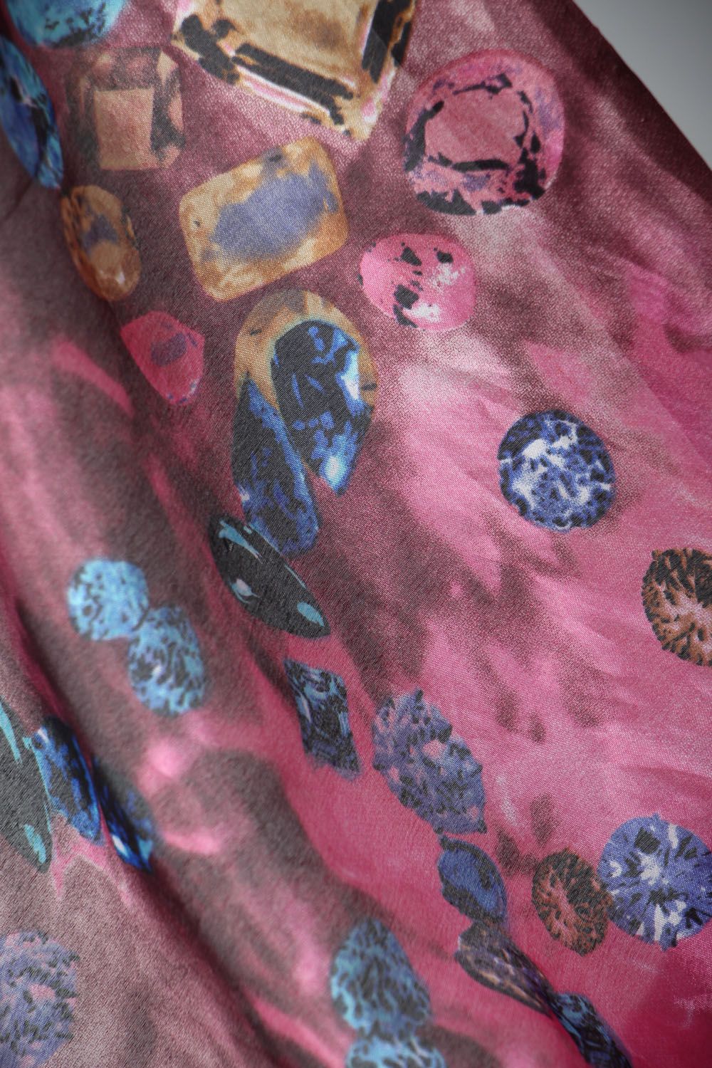 Silk scarf with cat's eye and charoite stones photo 5
