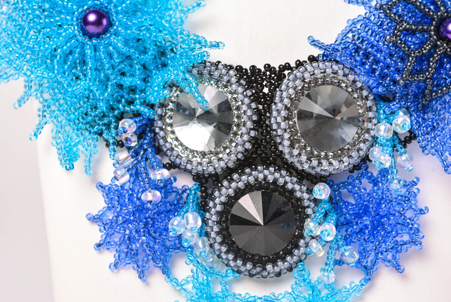 Stylish handmade beaded necklace artisan jewelry designs neck accessories photo 3