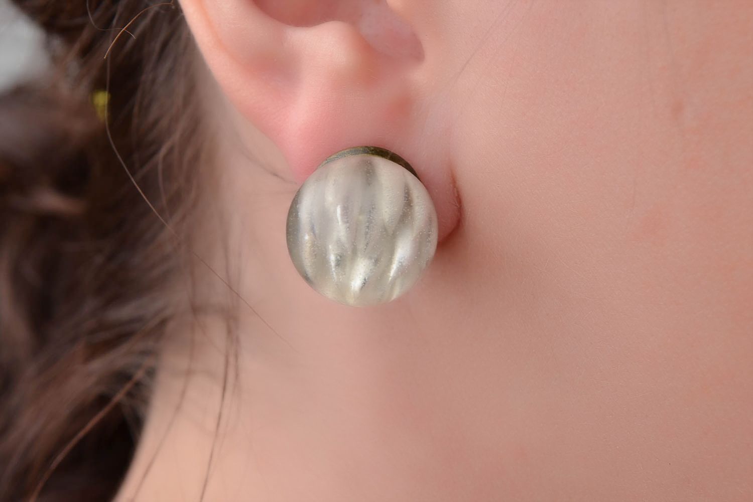 Handmade small round earrings stylish earrings with dry flowers cute jewelry photo 1