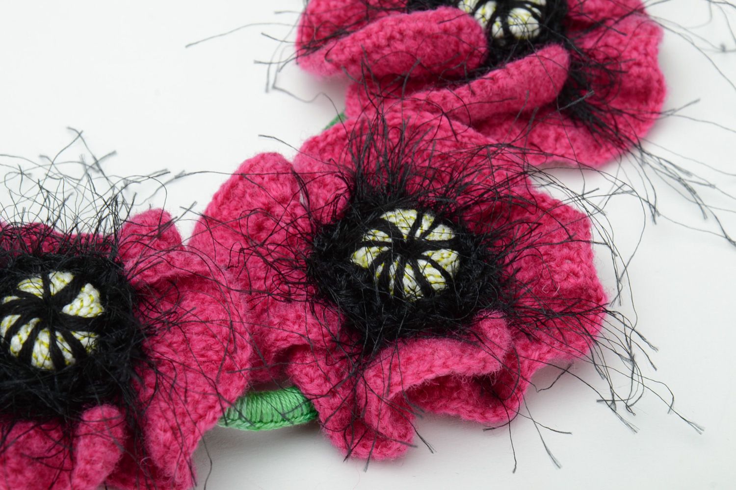 Колье с цветами вязаное текстильное яркое  фото 3