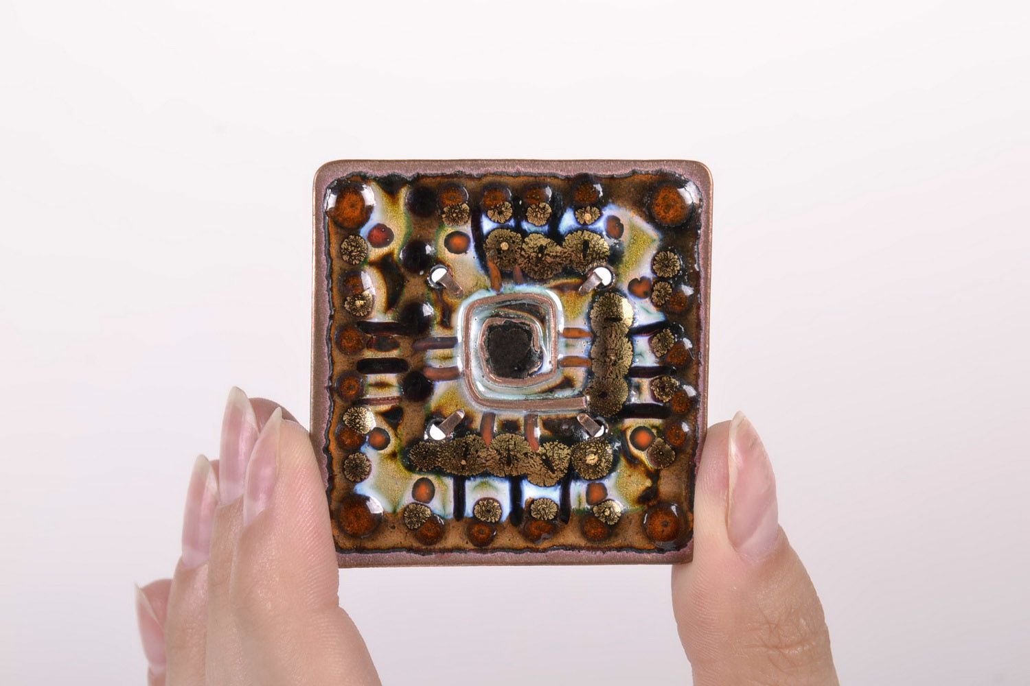 Square Brooch Made of Copper photo 5