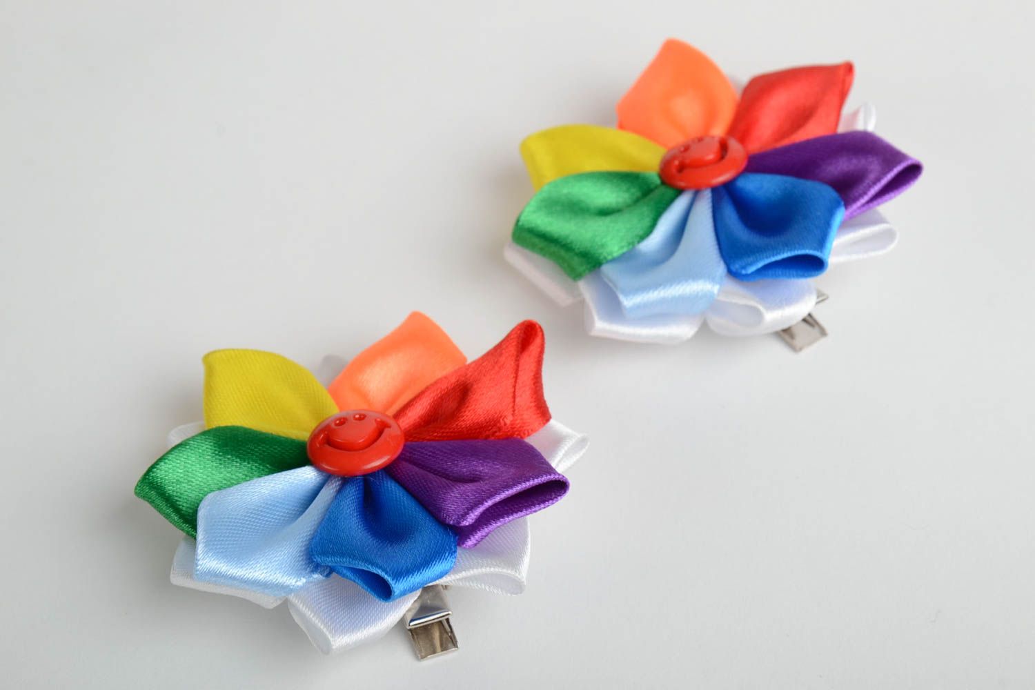 Set of 2 homemade hair clips with colorful satin ribbon kanzashi flowers  photo 2