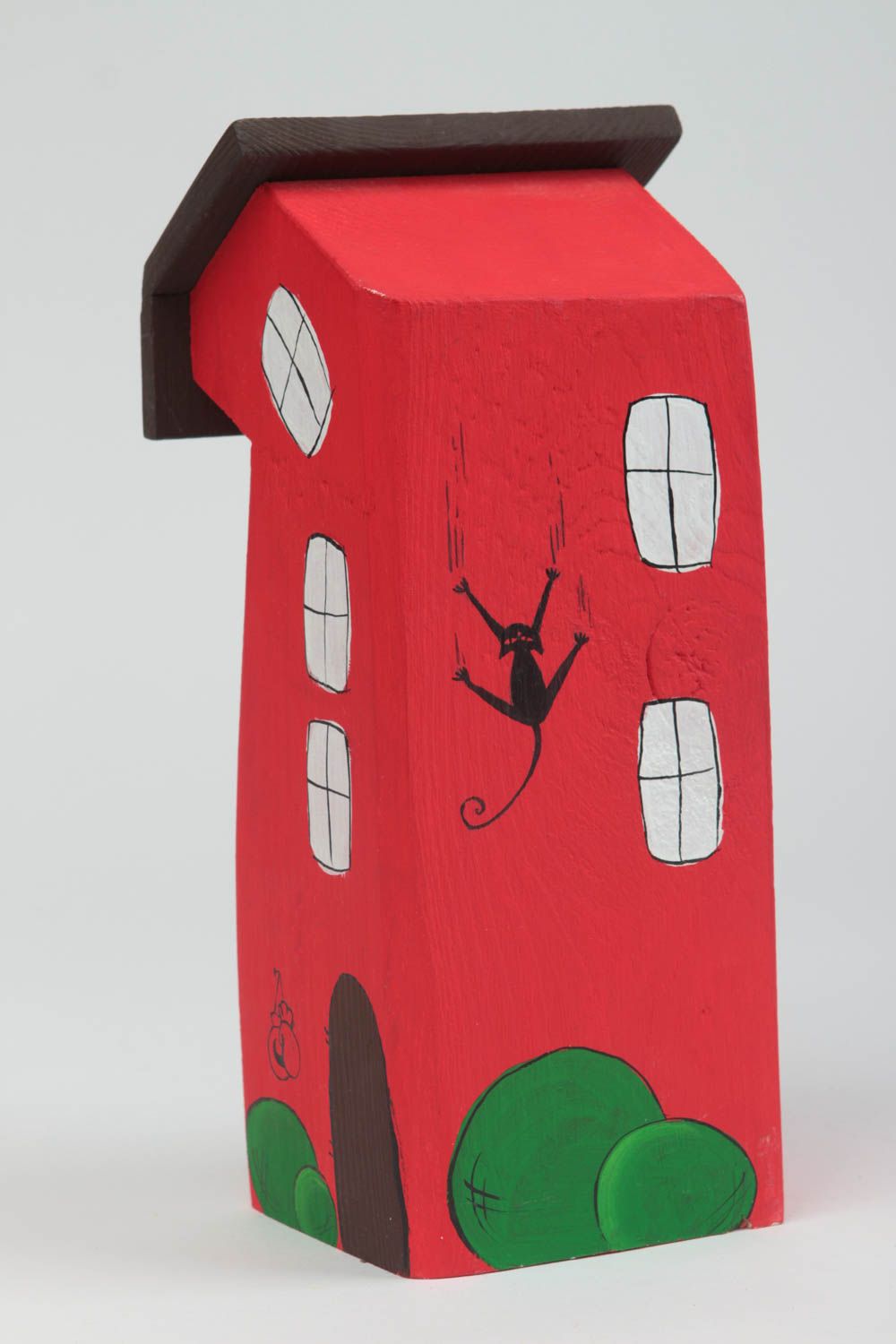 Maisonnette en bois Petite statuette fait main rouge peinte Déco intérieur photo 2