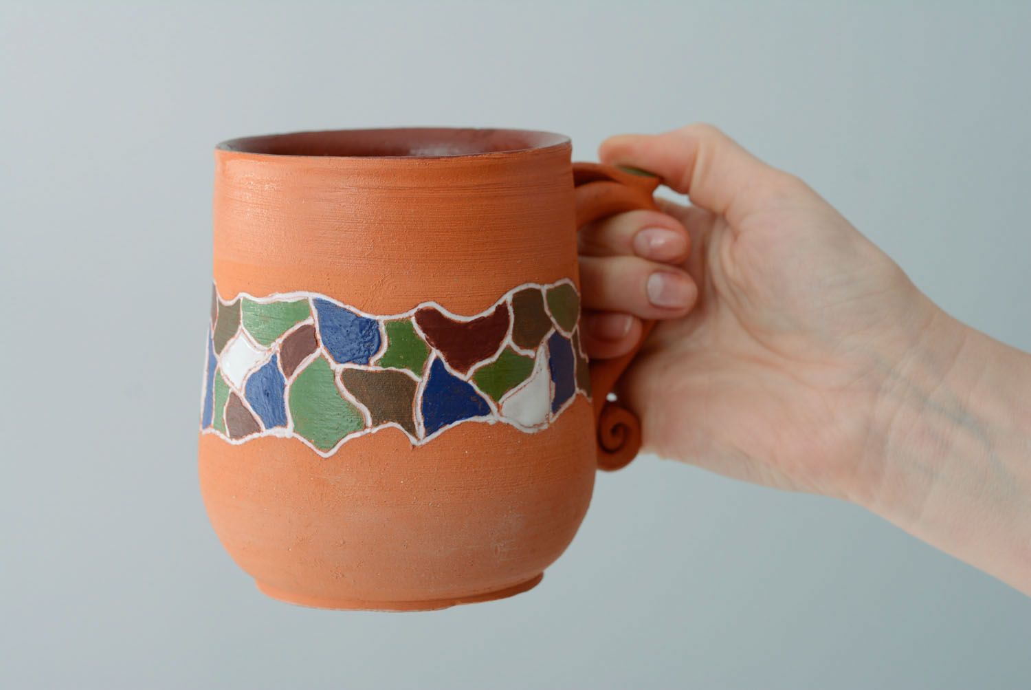 XXL clay art terracotta 13 oz coffee cup with handle and bright pattern photo 2