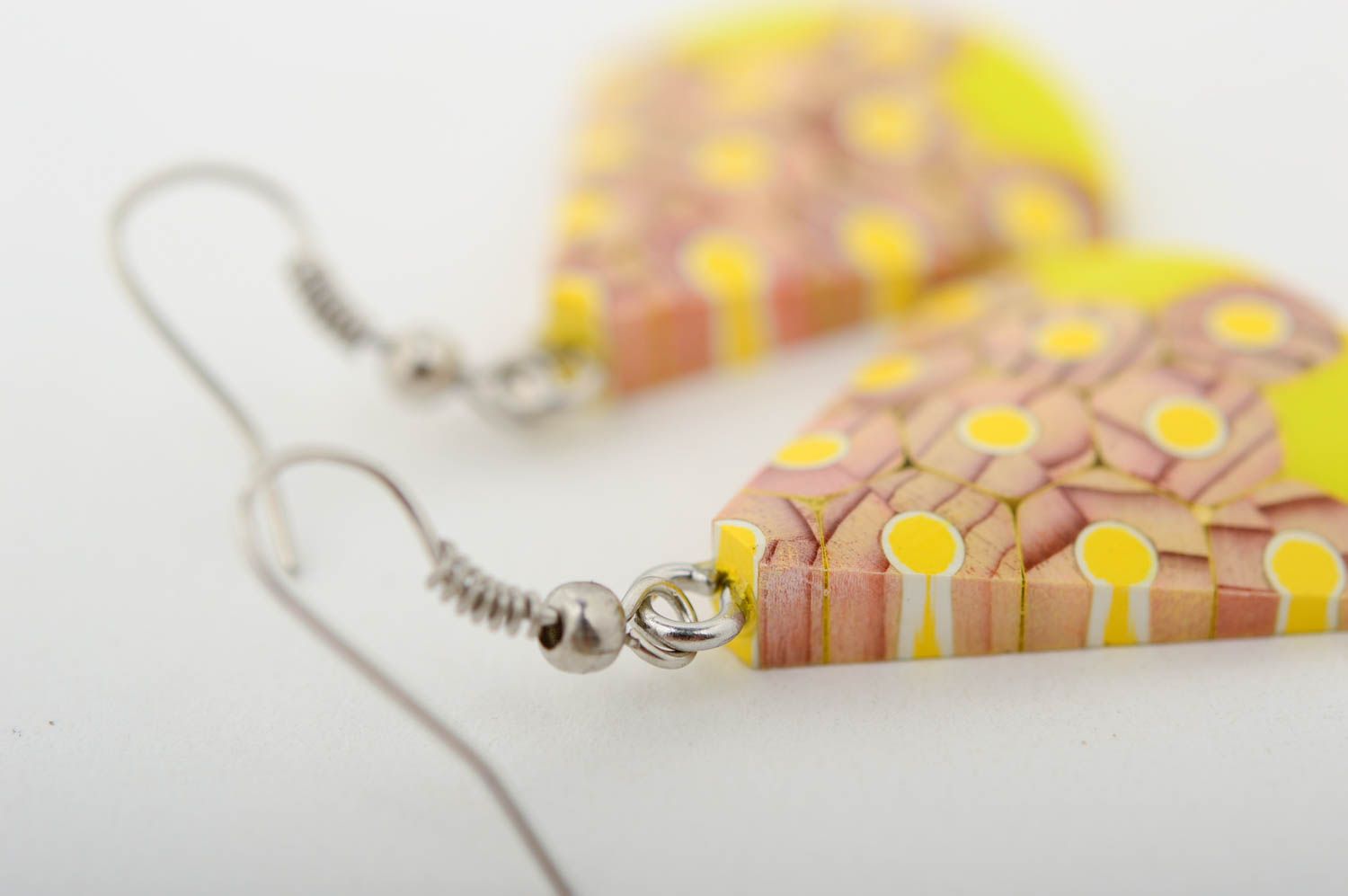 Boucles d'oreilles jaunes Bijou fait main en crayons et argile Cadeau pour femme photo 5