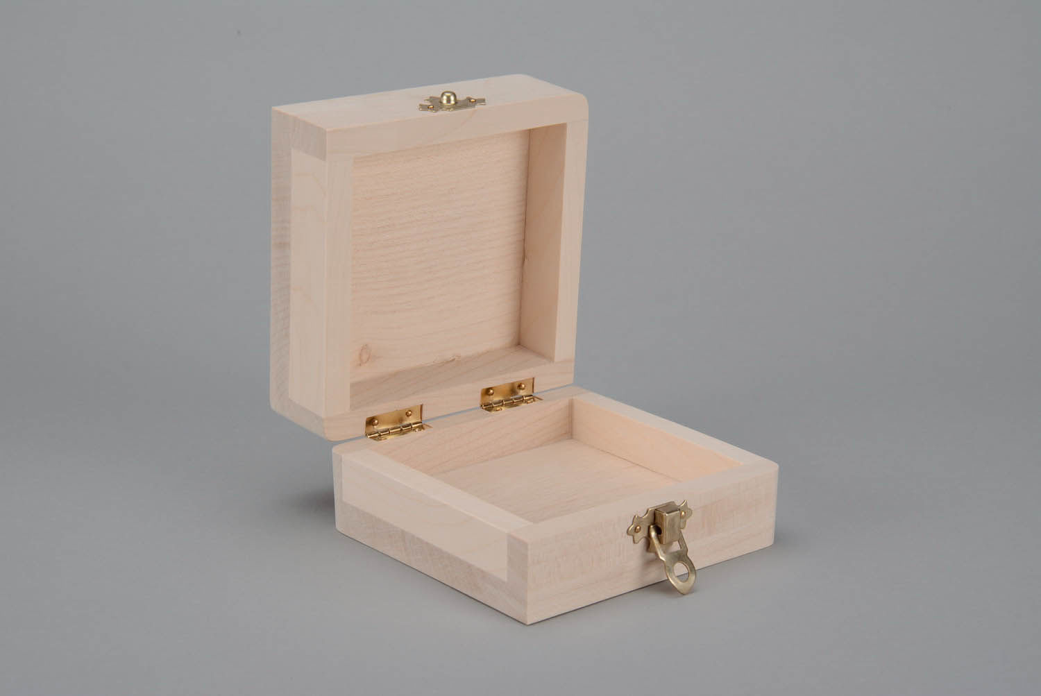 Boîte en bois brut à bijoux à décorer photo 1