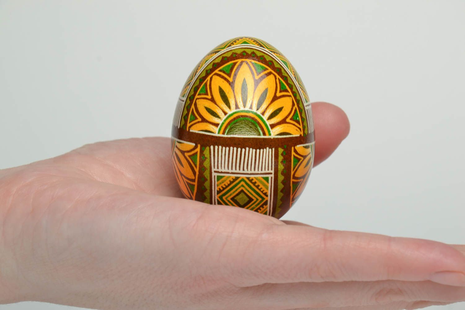 Handmade carved Easter egg photo 5