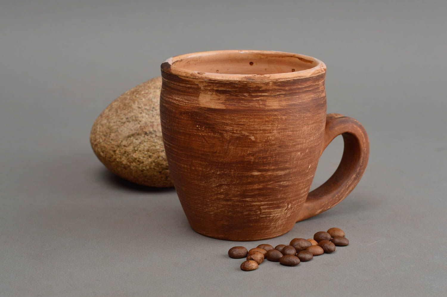 Taza cerámica grande marrón hecha a mano de arcilla roja 200 ml artesanal foto 1