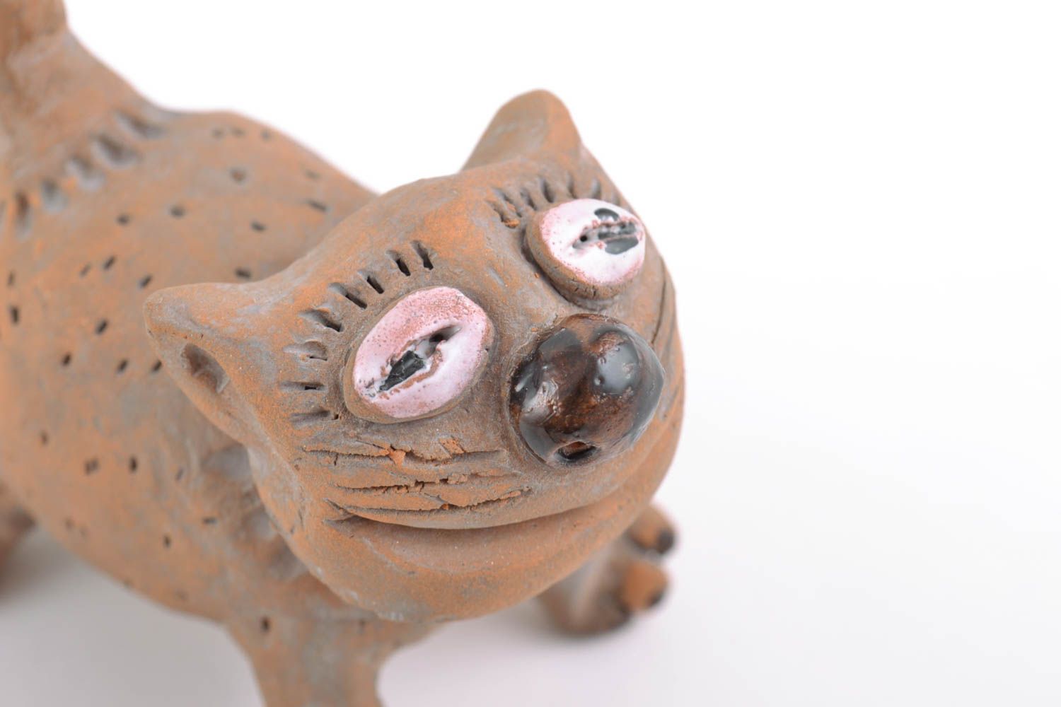 Lustige hübsche Miniatur Figurine aus Keramik Kater in Braun fürs Sammeln foto 3