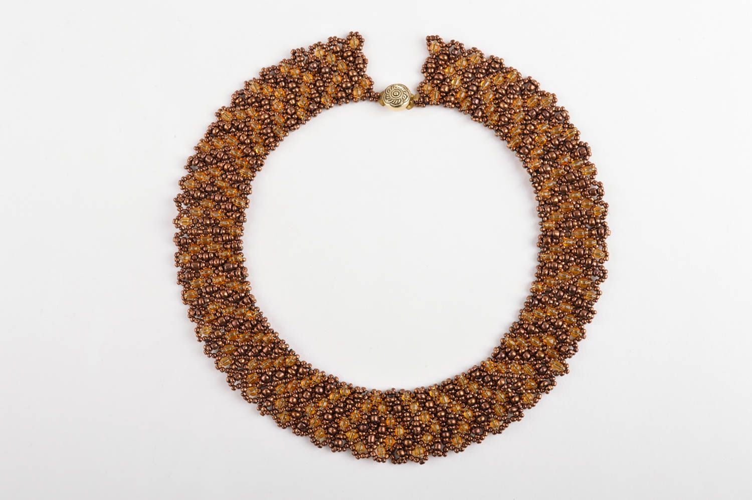 Collana di perline fatta a mano originale bigiotteria da donna color marrone foto 2