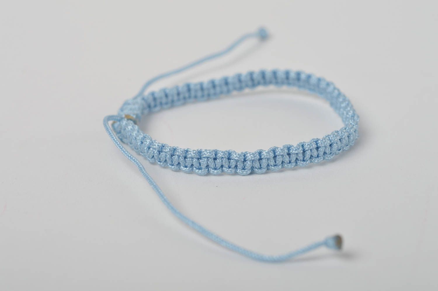 Bracelet tressé en lacets cirés Bijou fait main bleu fin original Cadeau enfant photo 2