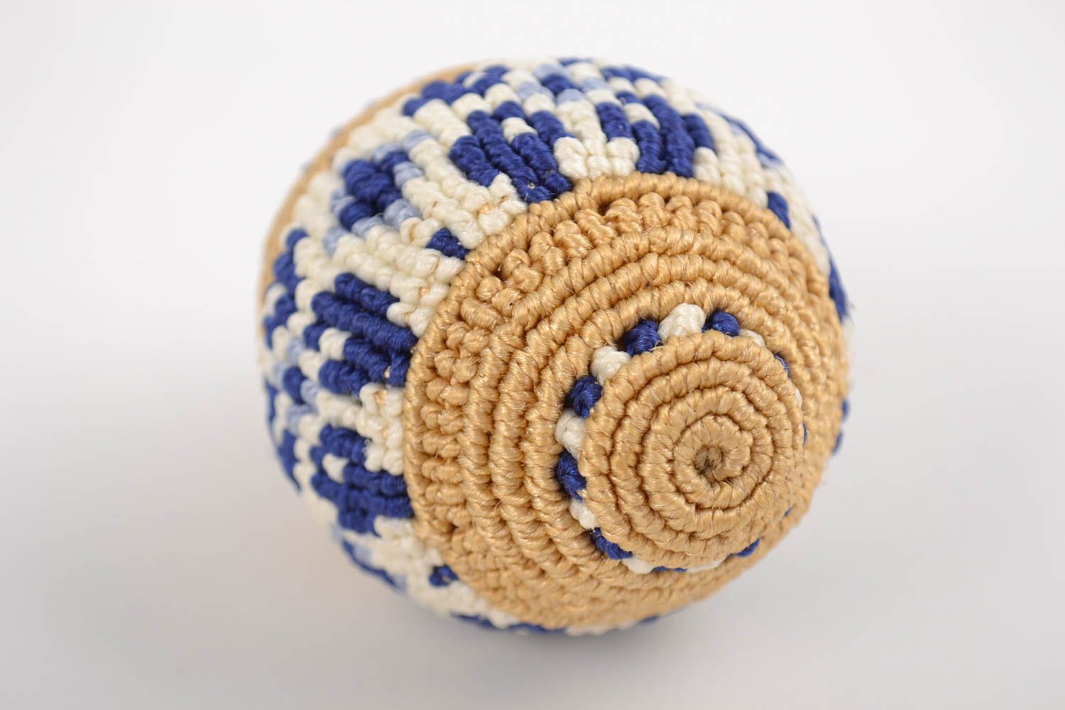 Handmade decorative macrame woven Easter egg on stand blue and beige pattern photo 3