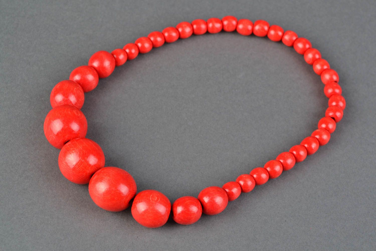Handmade wooden bead necklace with large red beads photo 3