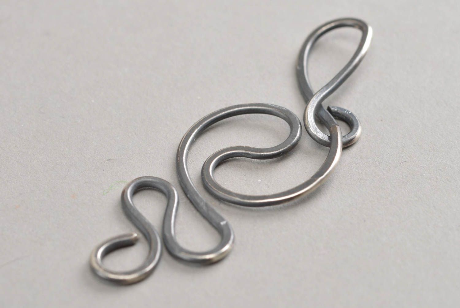 Schlüsselanhänger aus Metall Designer Accessoire Geschenk für Freundin foto 3