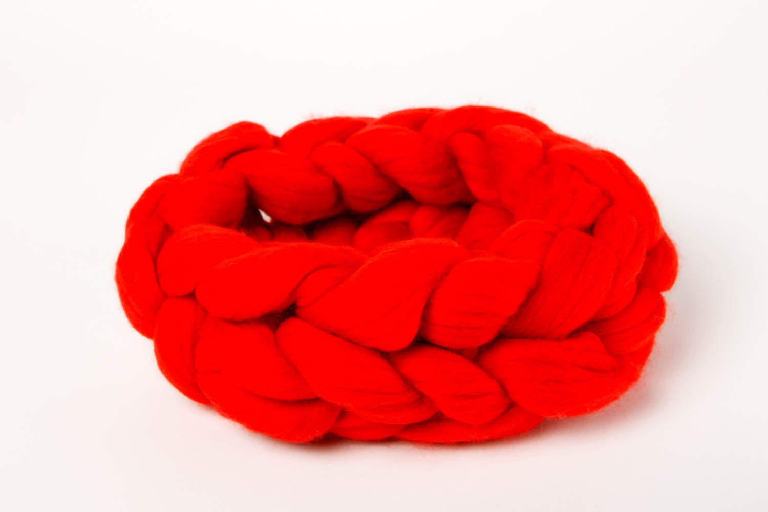 Алый шарф снуд ручной работы красный шарф хомут стильный вязаный шарф красивый фото 3