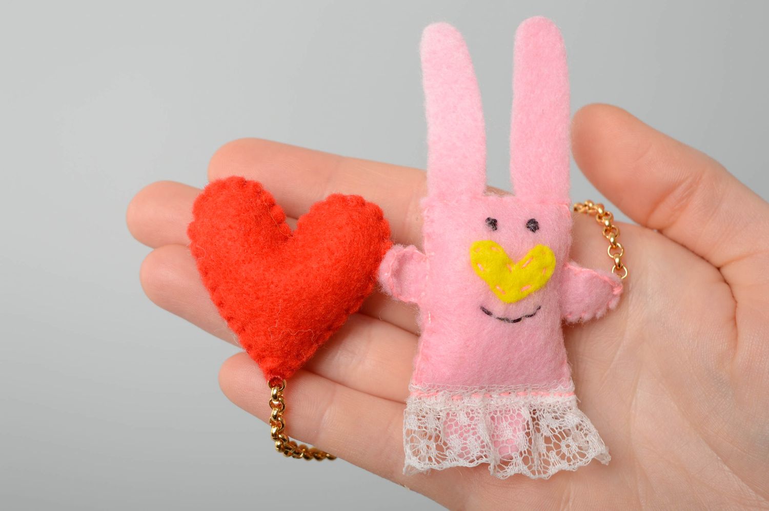 Designer felt brooch Rabbit with Heart photo 3