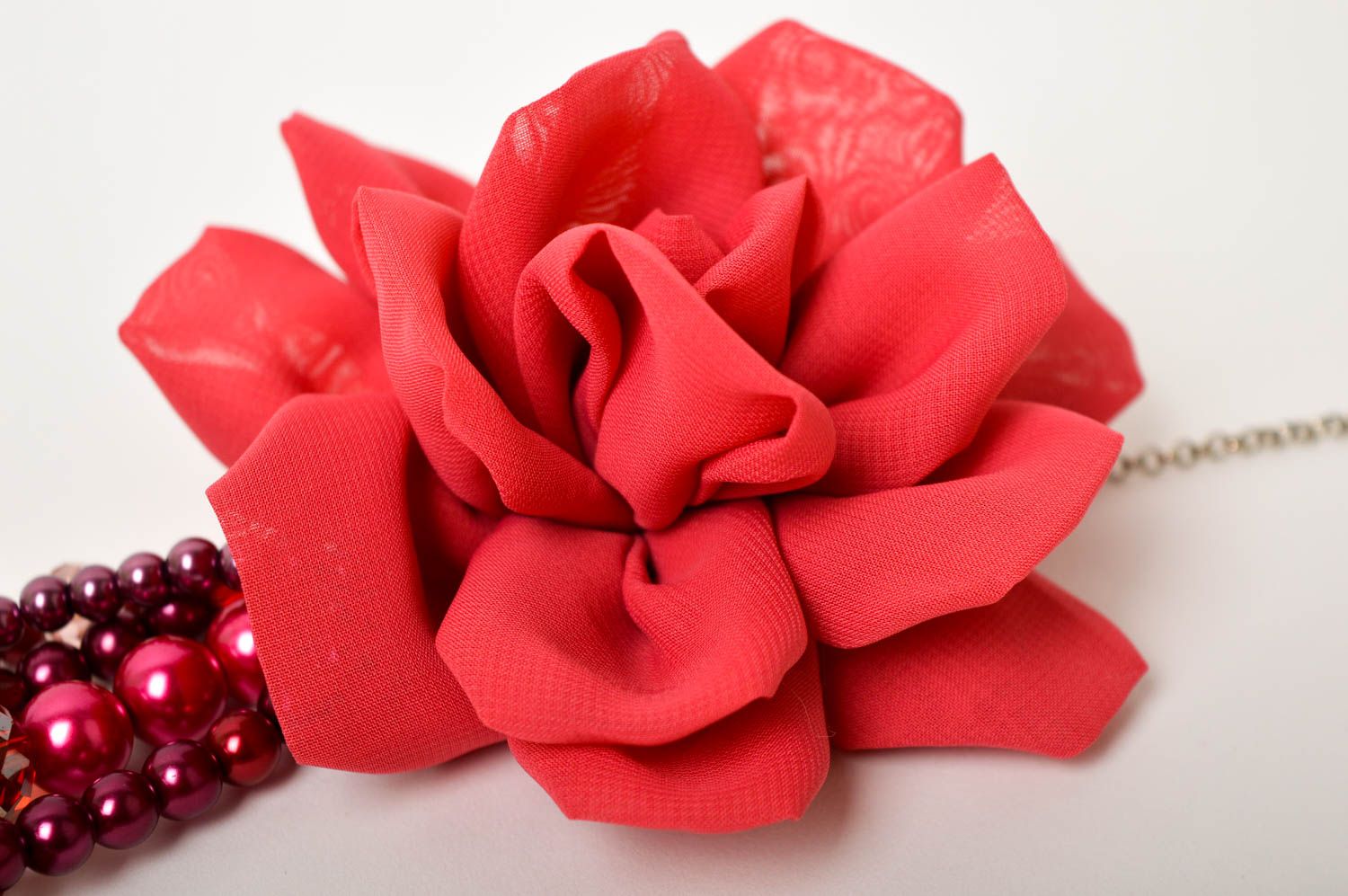 Collier rouge Bijou fait main multirang perles fantaisie avec fleur Cadeau femme photo 2