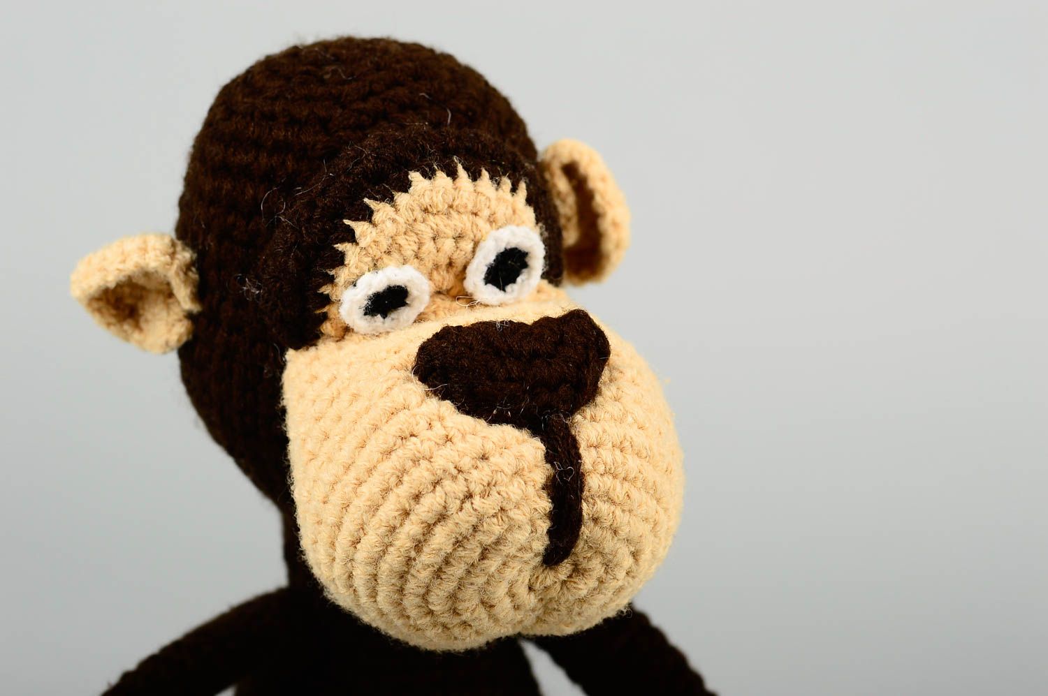 Jouet singe fait main Peluche tricot au crochet Décoration maison amusante photo 5