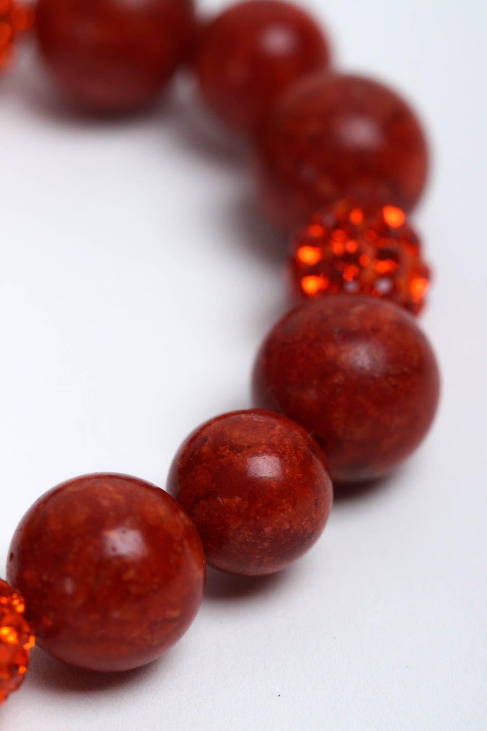 Bracelet en corail Bijou fait main rouge avec perles fantaisie Cadeau femme  photo 4